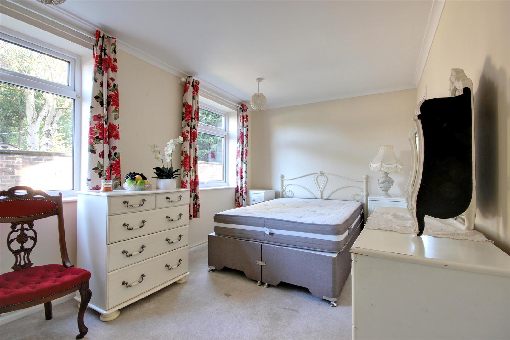 1 bed property in Creyke Close, Cottingham